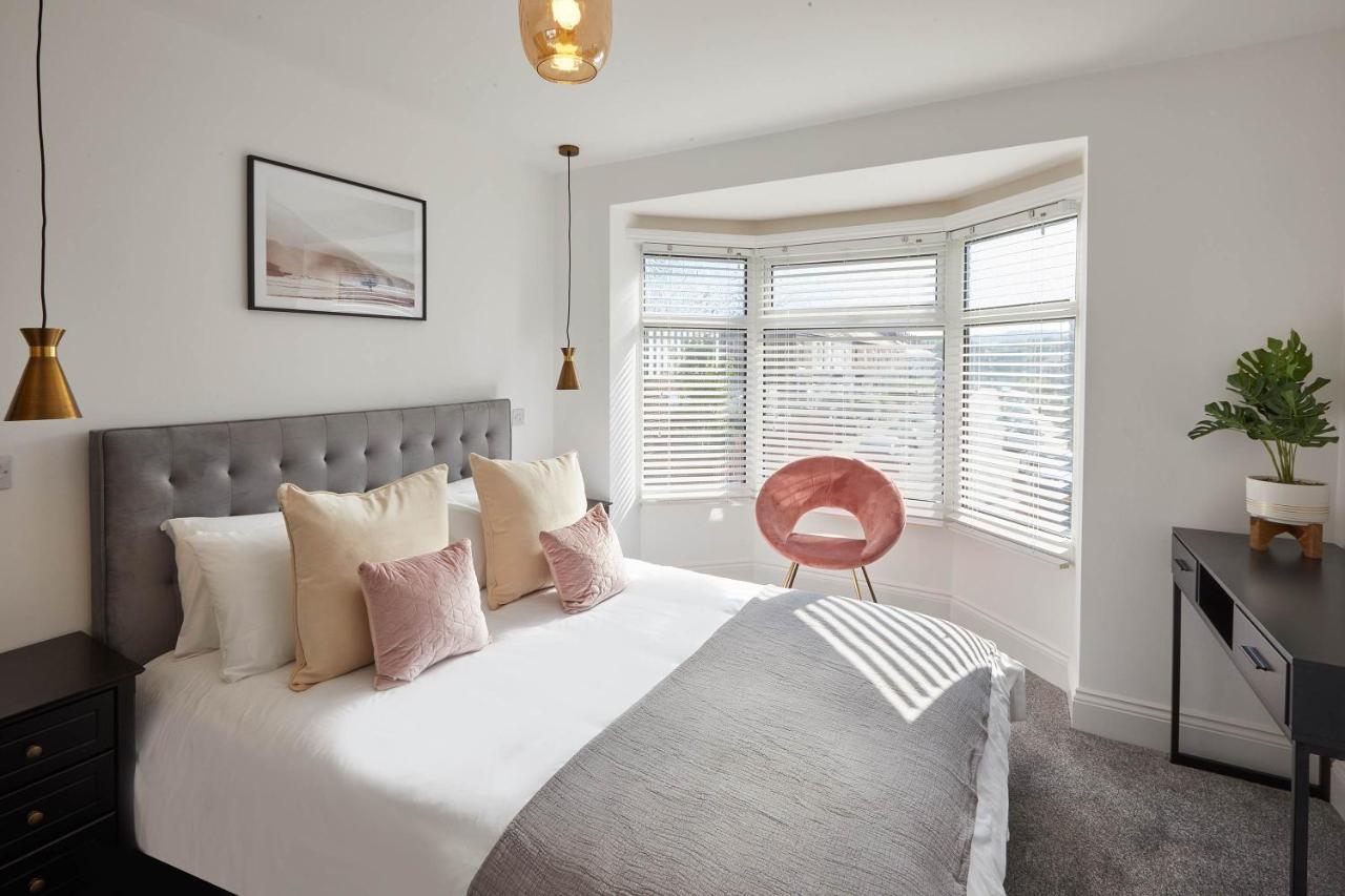 Host&stay - Montrose View